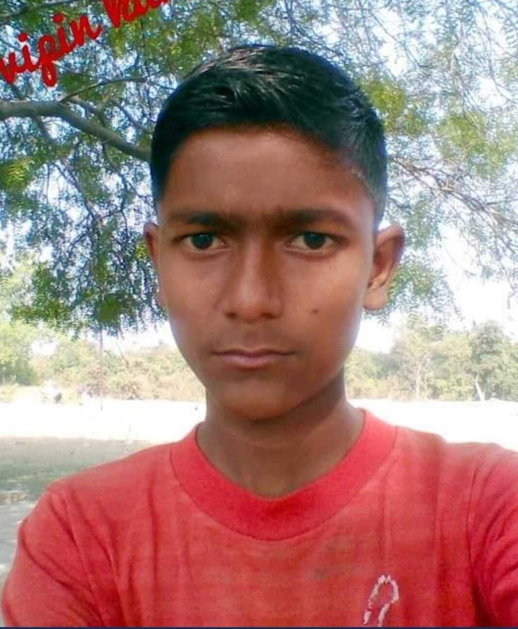 पुसई नदी में नहाने के क्रम में युवक डूबा, तलाश जारी