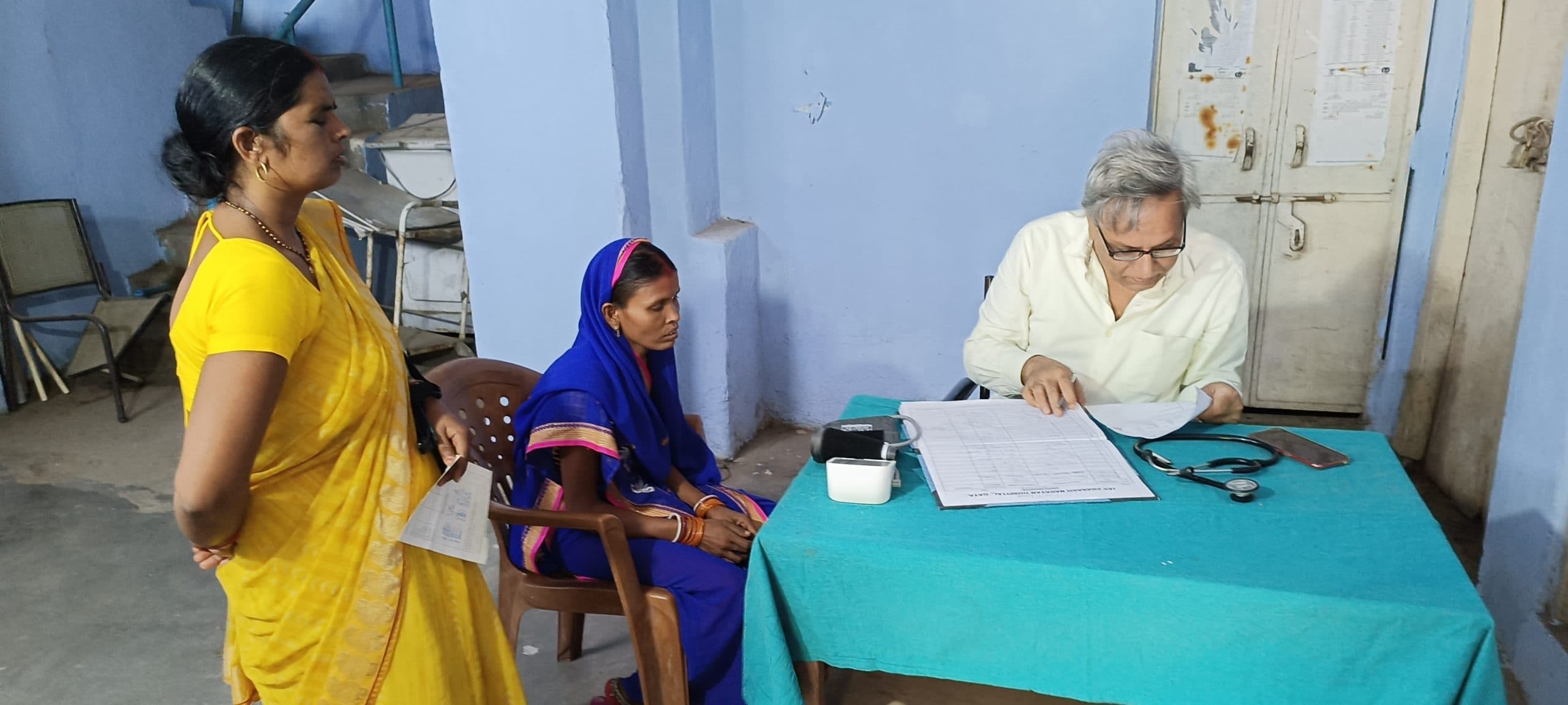 जेपीएएन में टीबी के मरीजों की ओपडी हर दिन करते हैं सिविल सर्जन