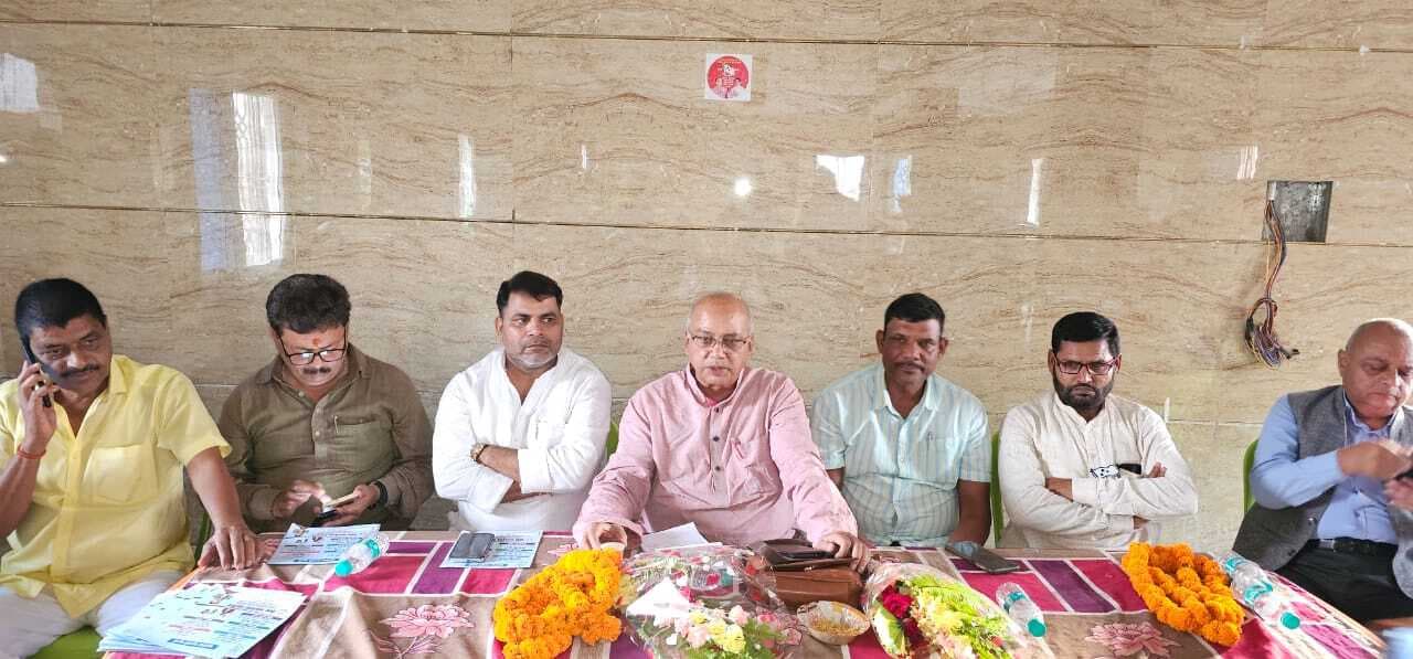 ढिबरा उद्योग बचाने के लिए भाजपा सांसद ने कभी आवाज नहीं उठाया