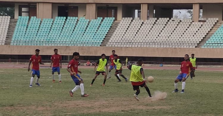 स्वर्णरेखा एफसी, बहुबाजार व एकंबा जीते