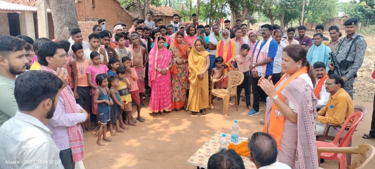 भाजपा प्रत्याशी सीता सोरेन ने दर्जनों गांव में चलाया जनसंपर्क अभियान