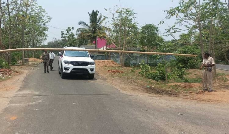 चुनाव को लेकर सीमा क्षेत्र में वाहन जांच अभियान किया गया तेज