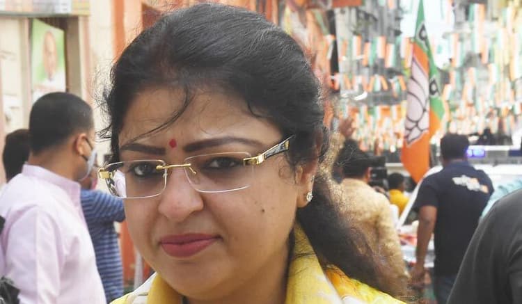 कानूनी सहायता देने संदेशखाली पहुंचीं प्रियंका