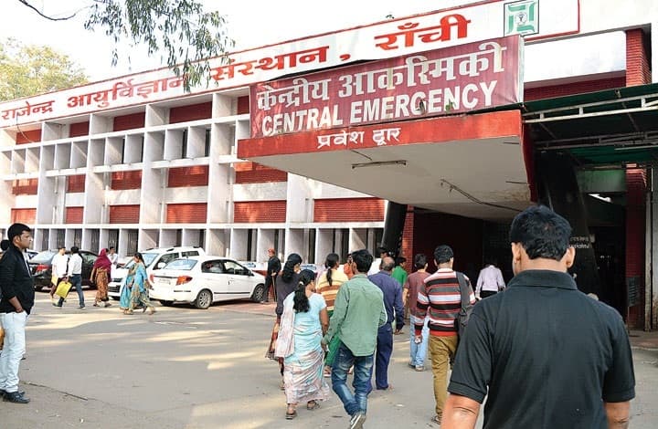 शीर्ष नक्सली प्रशांत बोस की पत्नी शीला मरांडी रिम्स में भरती