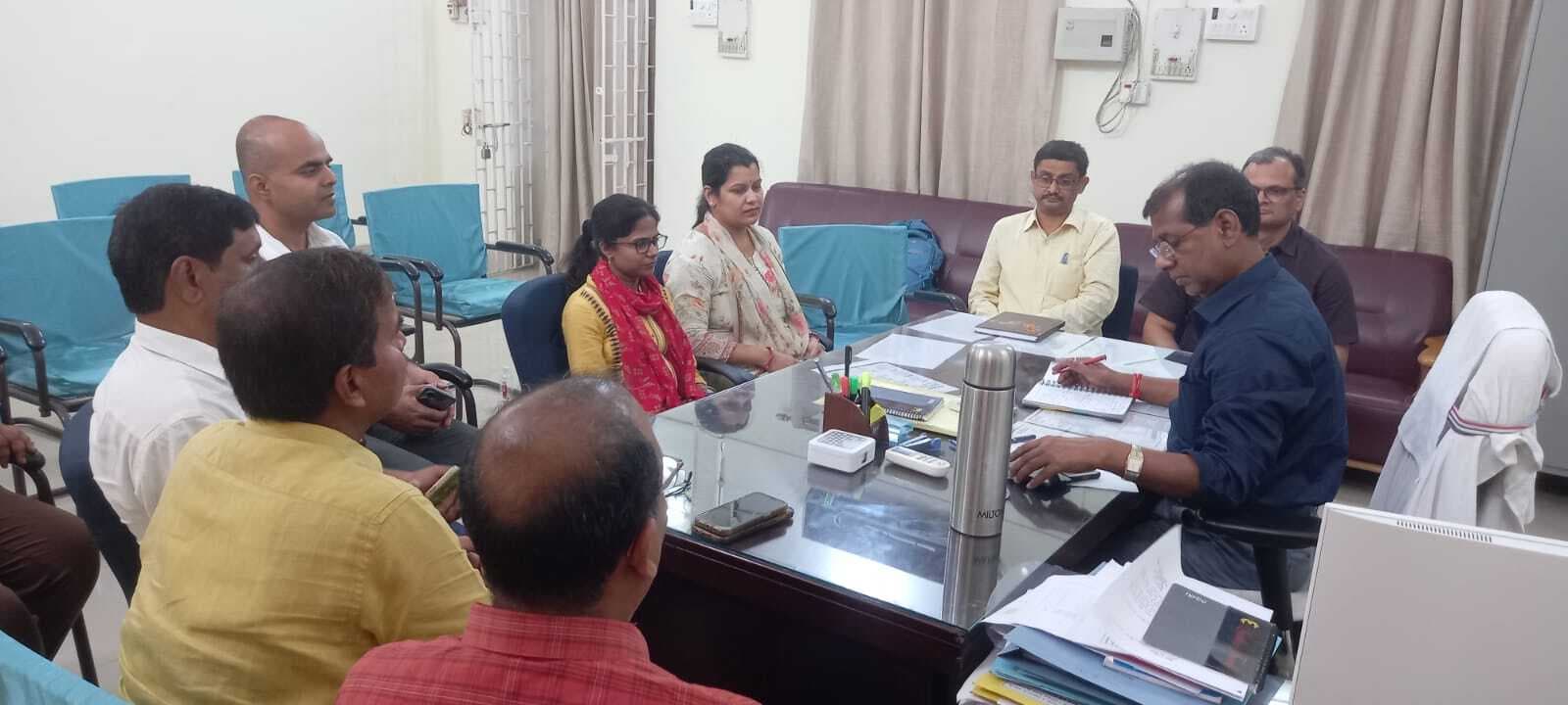 प्रमंडल में महज 40 % लोग ही भर रहे अपना रिटर्न