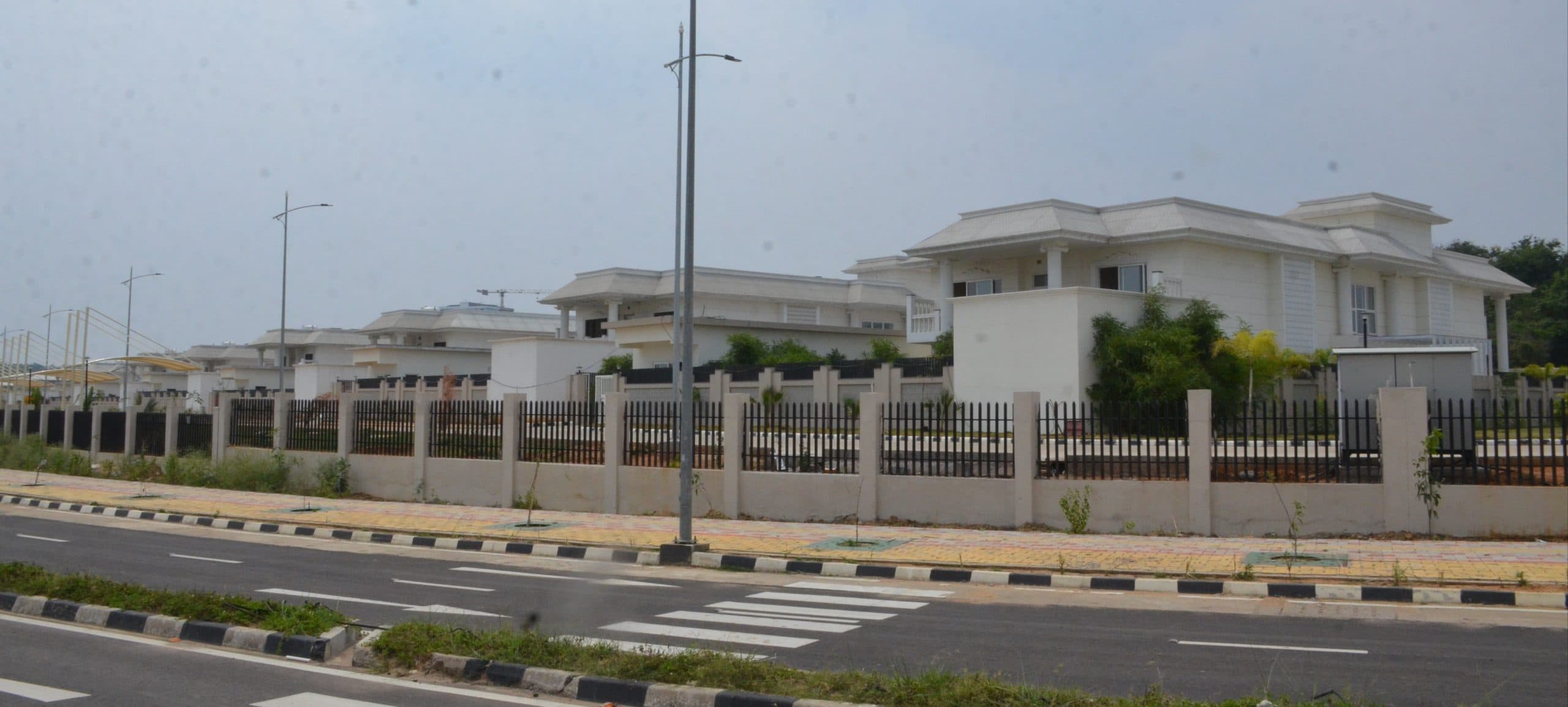 मंत्रियों और विधायकों के नये आशियाने