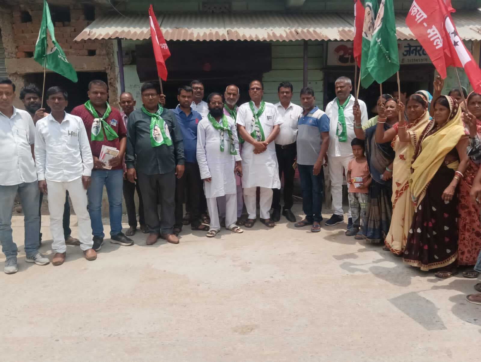 पूर्व विधायक जानकी यादव ने विनोद सिंह के लिए मांगे वोट