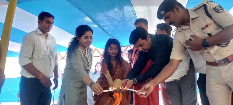 रउरालोगीन भोट देवे जरुर जायेम : मैथिली ठाकुर