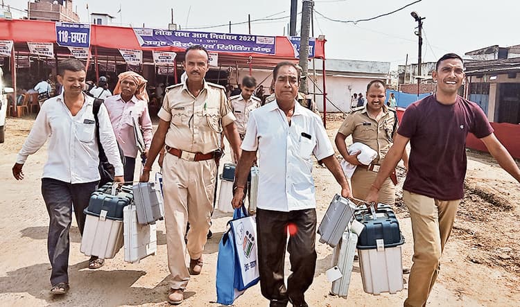 मतदान दल को बूथों पर भोजने के लिए 1500 वाहनों का किया जा रहा इस्तेमाल
