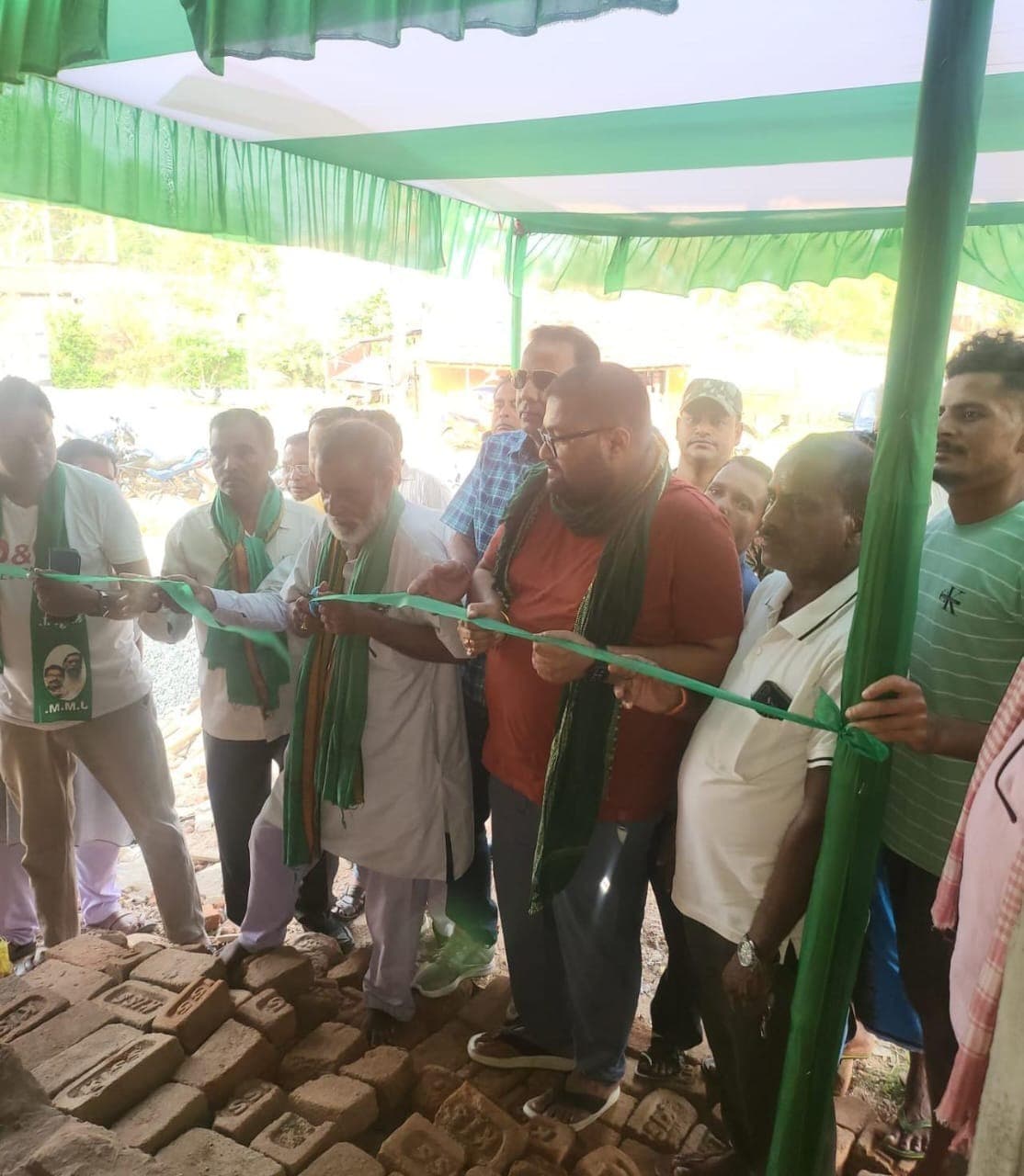 झामुमो ने नाला के खैरा गांव में खोला चुनाव कार्यालय