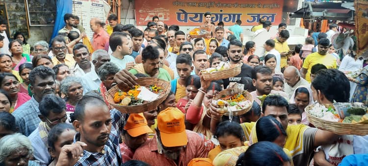 10 हजार से अधिक श्रद्धालुओं ने की पूजा-अर्चना