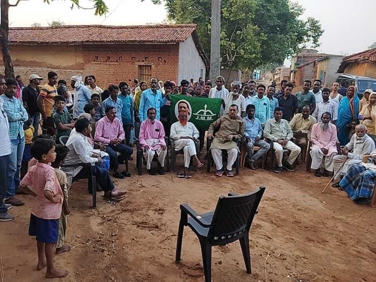 पूर्व सीएम हेमंत सोरेन के साथ हुई ज्यादती का करें हिसाब, झामुमो प्रत्याशी के पक्ष में करें वोट : पूर्व स्पीकर