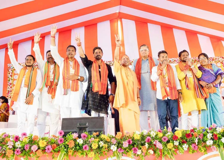 मोदी जी राशन भेजते हैं और पटनायक सरकार उस पर अपना नाम चस्पा कर लेती है : योगी