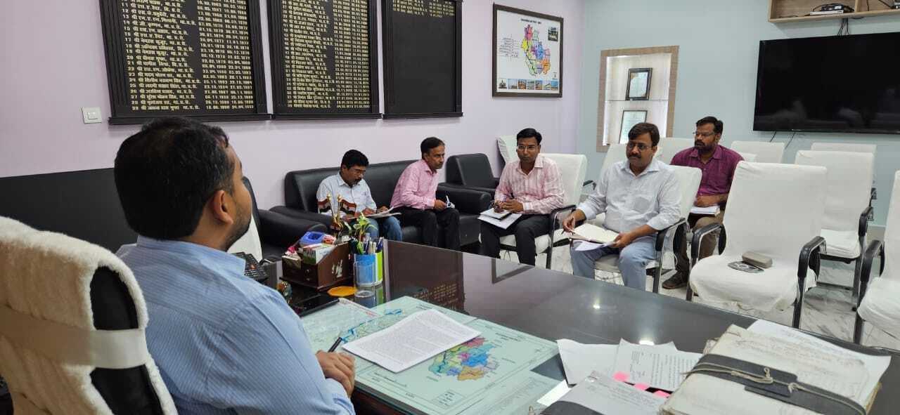 सीओ व एसडीओ से समन्वशय स्थापित कर हटायें अतिक्रमण