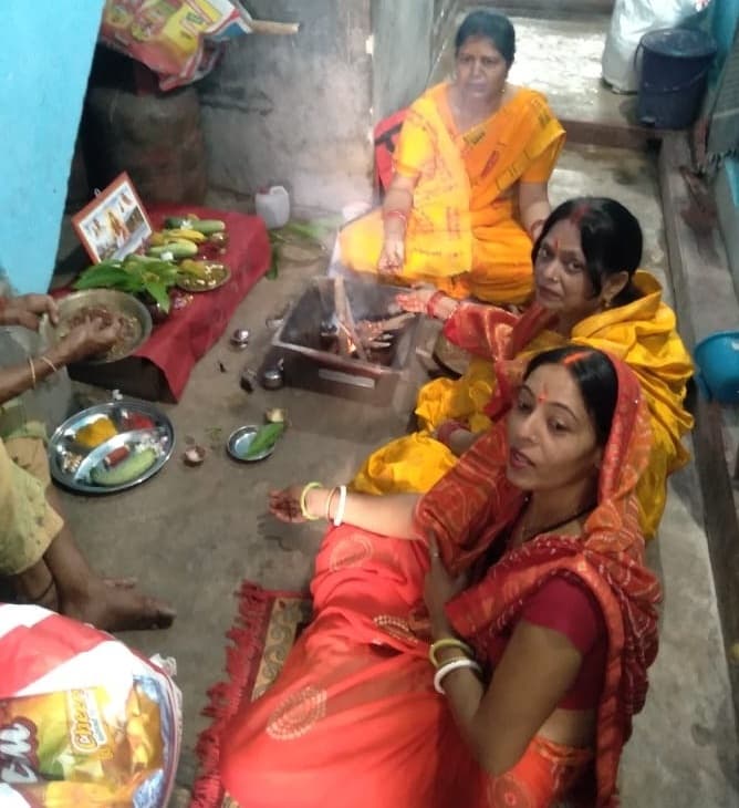 श्रीकृष्ण जन्मोत्सव की झांकी देख श्रद्धा में मग्न नजर आये श्रद्धालु