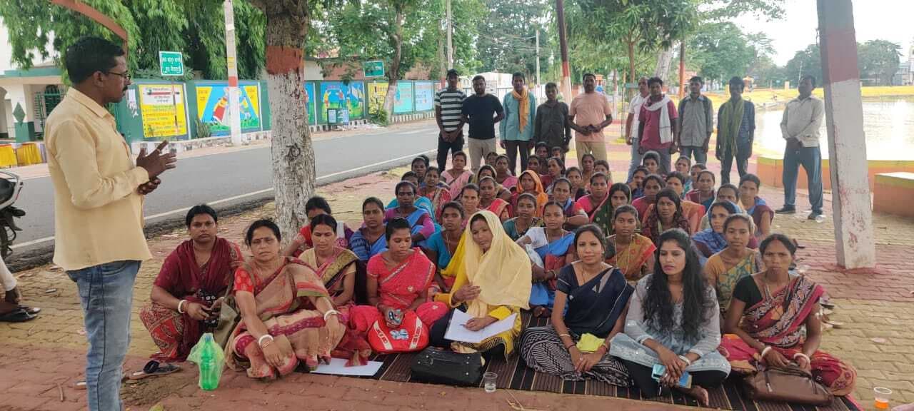 यूनियन की बैठक में सप्ताहभर में मानदेय भुगतान करने की उठी मांग