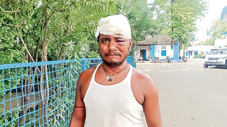 ससुर पर अपनी बहू को पीटकर मार डालने का आरोप