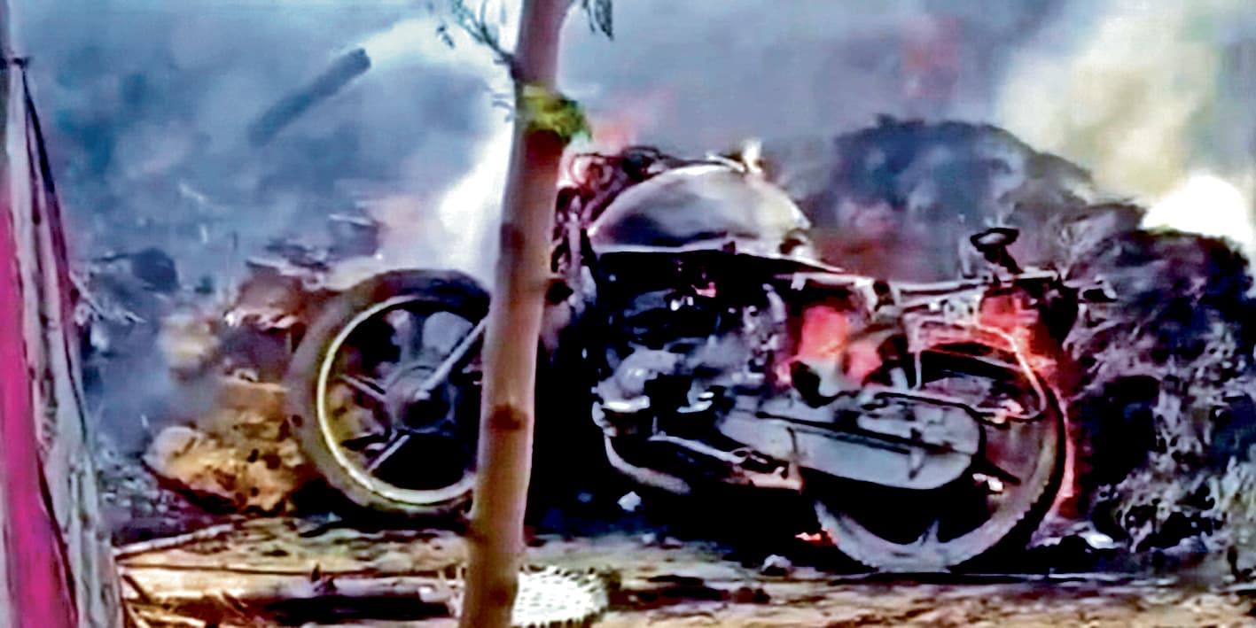 पति से झगड़े के बाद नाराज पत्नी ने पति के घर में सोते समय आग लगायी