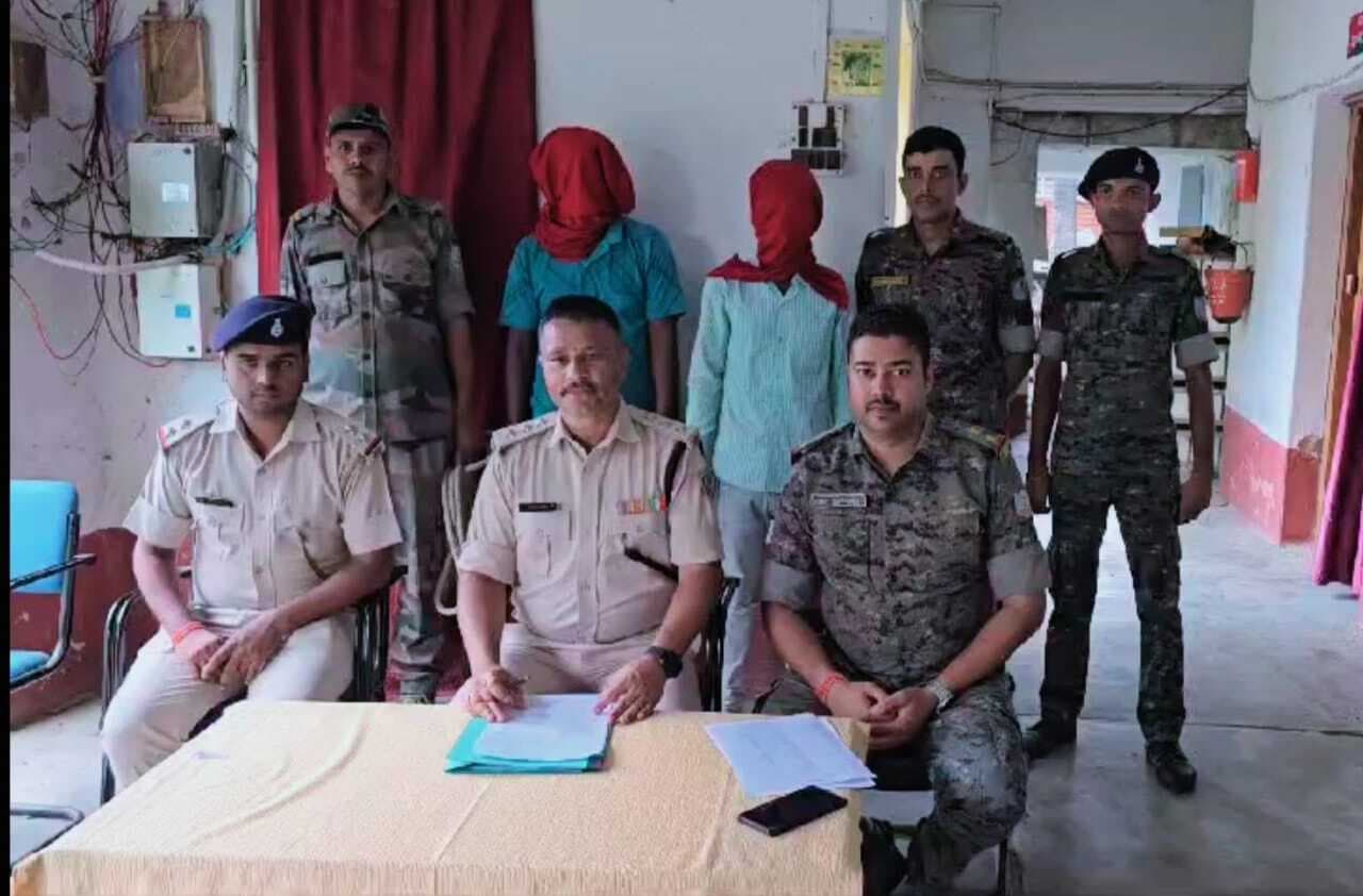 बाइक चोर गिरोह का दो सदस्य गिरफ्तार, पांच बाइकें जब्त