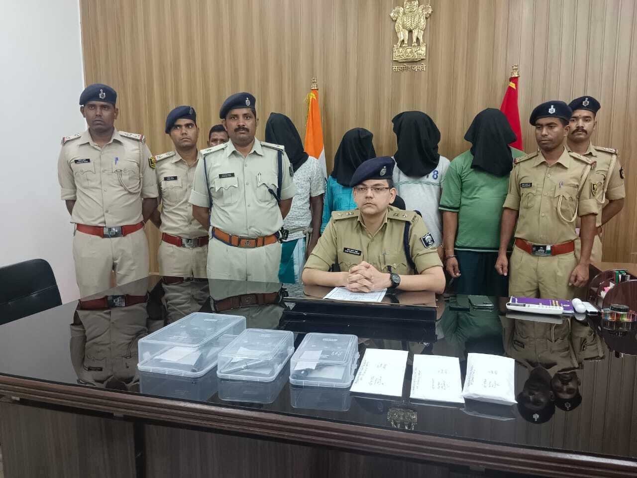 मध्यप्रदेश का दो हथियार तस्कर सहित चार गिरफ्तार, पिस्टल व देसी कट्टा बरामद