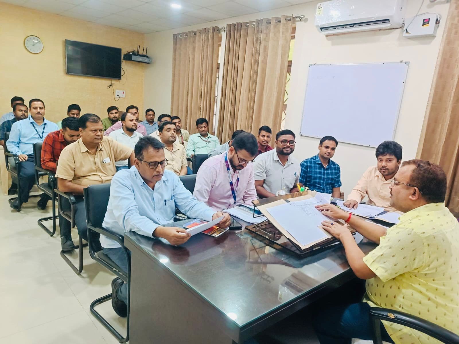 सभी बैंकों का लक्ष्य किया गया निर्धारित