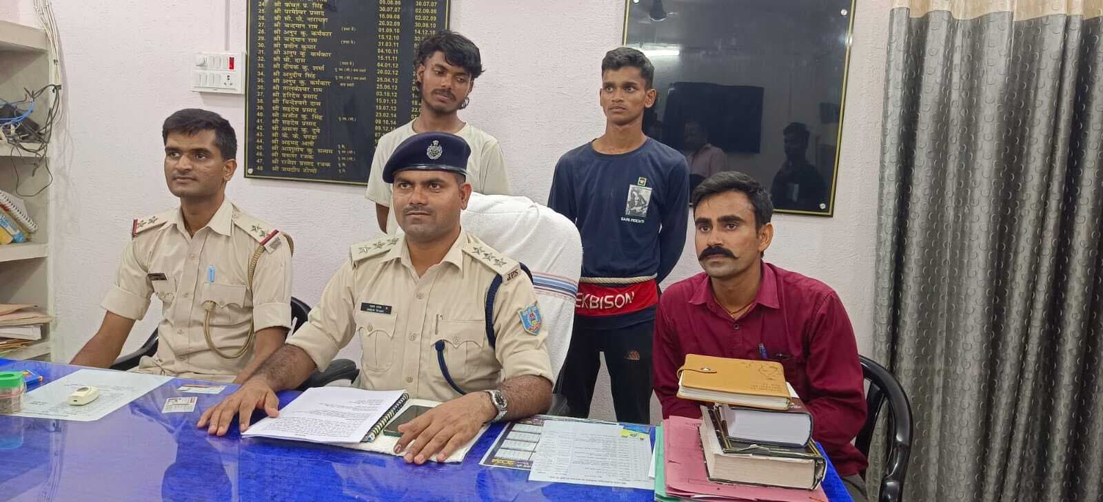 चाेरी की बाइक बरामद, चार नाबालिग सहित छह धराये