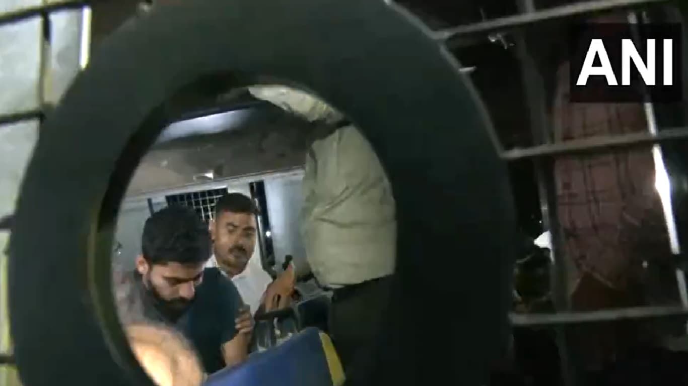 Game Zone Fire Incident: तीनों आरोपियों को कोर्ट ने 14 दिन की पुलिस हिरासत में भेजा, 27 लोगों की गई जान
