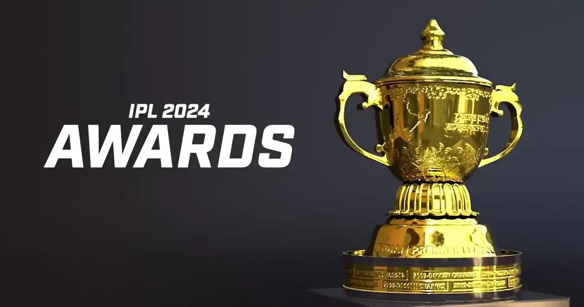 IPL 2024: विराट के सर सजा ऑरेंज कैप का ताज, जानें किस खिलाड़ी को मिला कौन सा अवॉर्ड