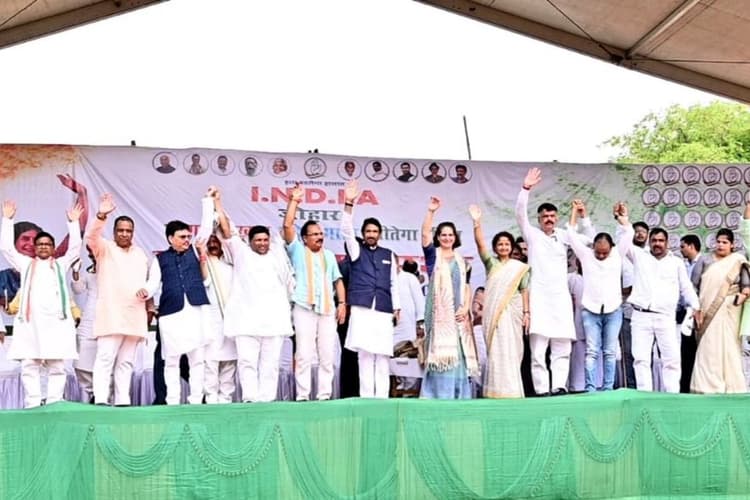 लोकसभा चुनाव 2024: हेमंत सोरेन को बीजेपी ने साजिश कर भेजा जेल, प्रदीप यादव को भारी मतों से जिताएं, गोड्डा में बोलीं कल्पना सोरेन