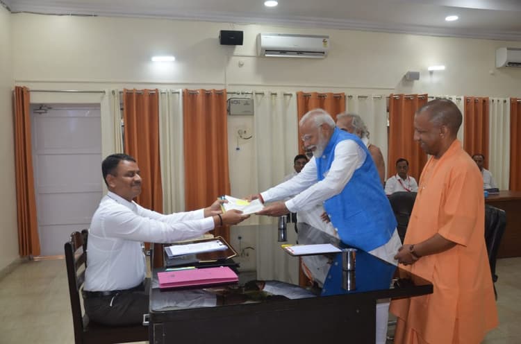 PM Narendra Modi: पीएम मोदी के पास न अपना घर और न ही जमीन, जानें कितनी है उनकी संपत्ति