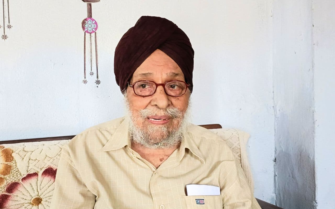 1957 के आम चुनाव की कहानी, तब के पीठासीन अधिकारी सरदार गुरुचरण सिंह की जुबानी 1957 के आम चुनाव की कहानी, तब के पीठासीन अधिकारी सरदार गुरुचरण सिंह की जुबानी