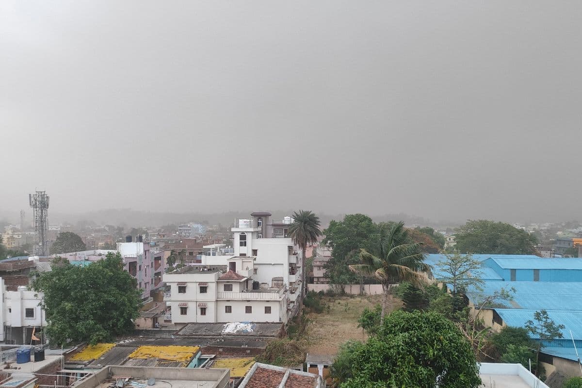Jharkhand Weather: झारखंड के इन जिलों में भारी बारिश के साथ हो सकती है ओलावृष्टि, 11 मई तक गरज के साथ वज्रपात की आशंका