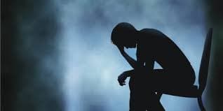नशा का सेवन कर महिला – पुरुष बन रहे मनोरोगी
