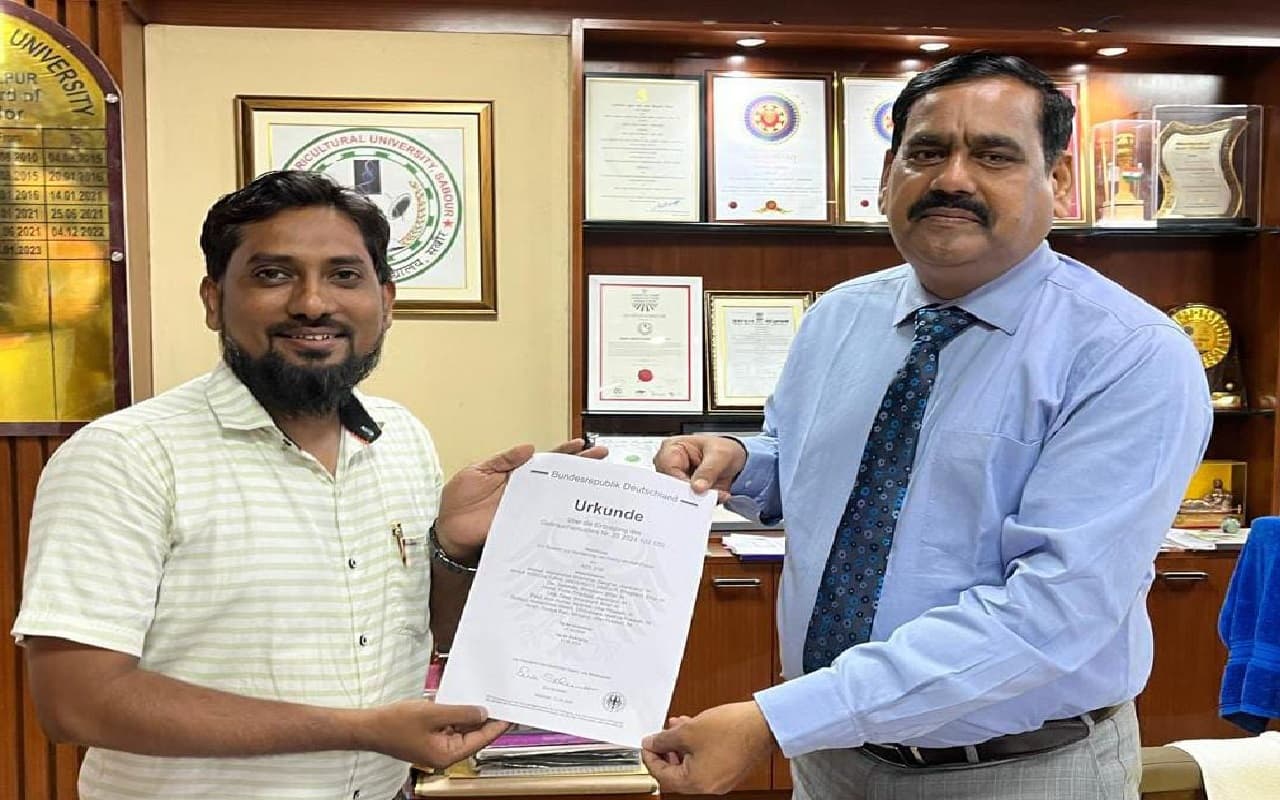 अब साल भर ले सकेंगे नीरा का मजा, BAU को मिला ताड़ के नीरा से पाउडर बनाने की प्रक्रिया का पेटेंट