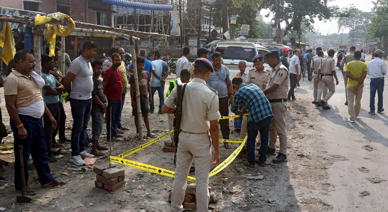 मुजफ्फरपुर में हाइस्कूल के शिक्षक की चाकू गोद कर हत्या, पर्स व मोबाइल भी लूटा