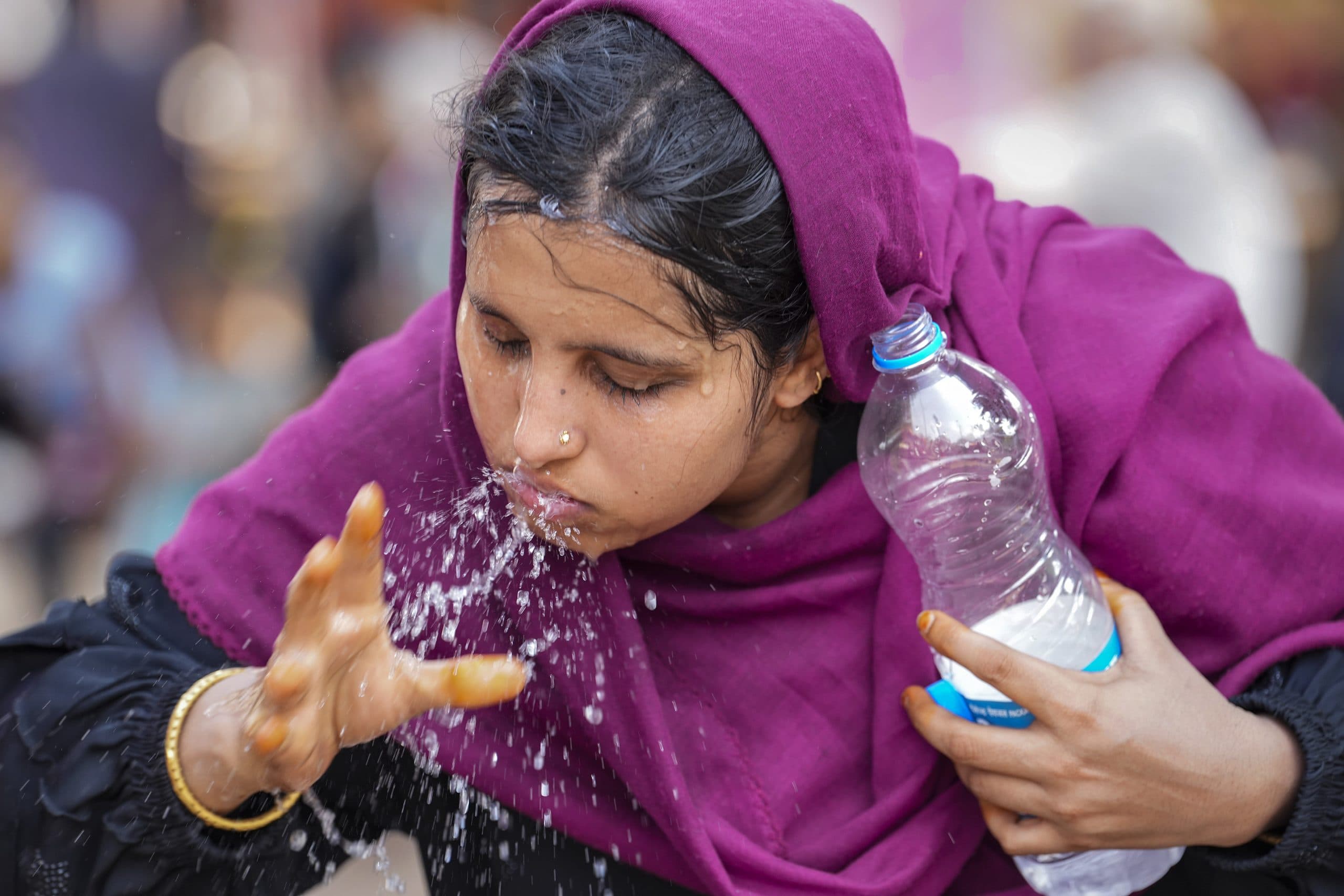 Weather Forecast : दिल्ली में बारिश की संभावना, जानें यूपी-बिहार सहित देश के अन्य राज्यों के मौसम का हाल