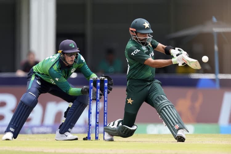 T20 World Cup: बाबर आजम की जगह रमीज राजा को बना देना चाहिए कप्तान, पूर्व भारतीय स्टार का कटाक्ष