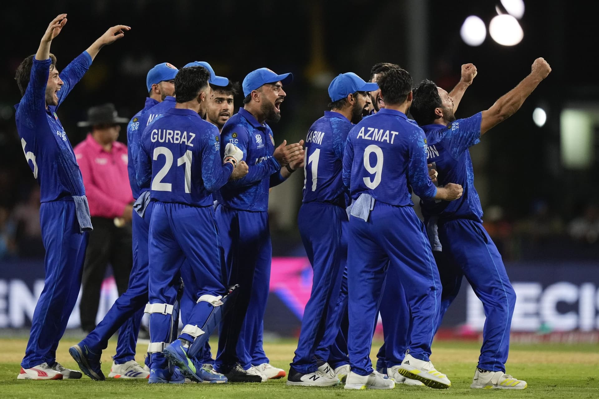 AFG vs SA: рдкрд╣рд▓реЗ рд╕реЗрдореАрдлрд╛рдЗрдирд▓ рдХрд╛ рд╡реЗрджрд░ рдФрд░ рдкрд┐рдЪ рд░рд┐рдкреЛрд░реНрдЯ, рджреЗрдЦреЗрдВ рджреЛрдиреЛрдВ рдЯреАрдореЛрдВ рдХреА рд╕рдВрднрд╛рд╡рд┐рдд рдкреНрд▓реЗрдЗрдВрдЧ XI