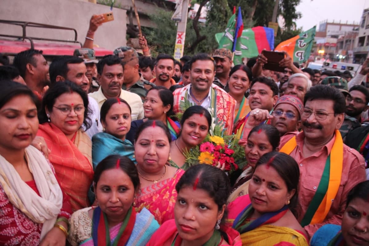 Giridih News : पार्टी ने शुरू की विधानसभा चुनाव की तैयारी, आजसू सुप्रिमो सुदेश महतो ने आभार यात्रा के दौरान कही ये बात