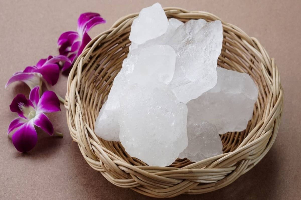 Alum: फिटकरी के 4 सबसे बड़े फायदे