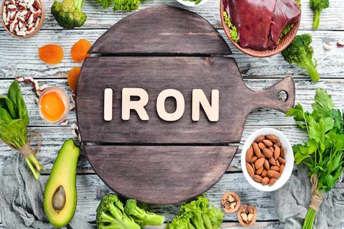 Iron Deficiency: आयरन की कमी के लिए खाइए यह 5 फूड्स एंड फ्रूट्स