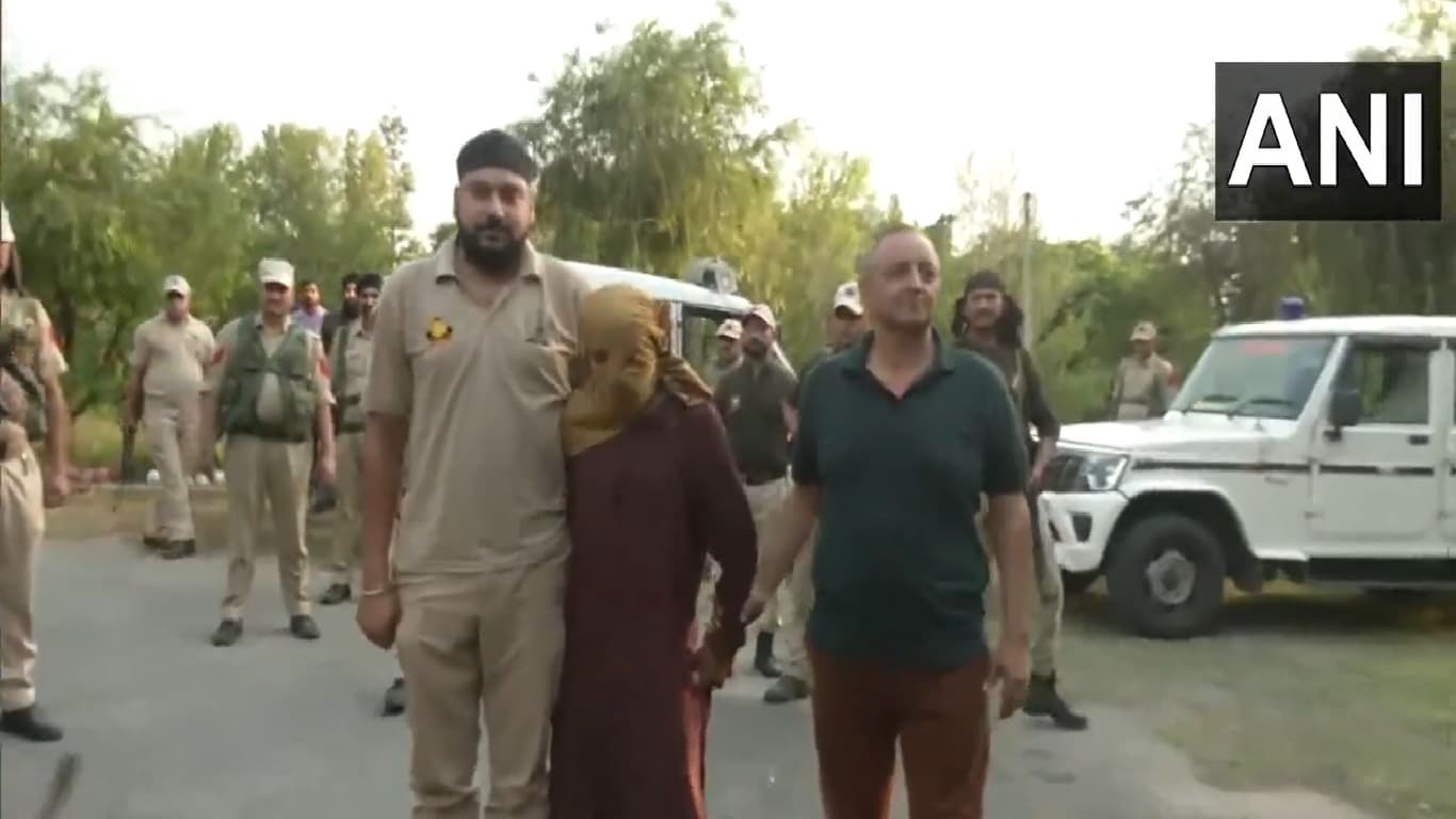 Reasi Terror Attack: रियासी आतंकी हमला मामले में बड़ी सफलता, आतंकवादियों की मदद करने वाला गिरफ्तार
