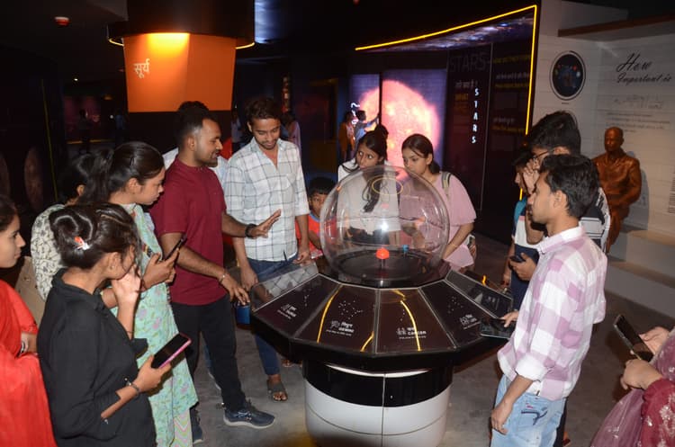 तारामंडल में अब मंगल ग्रह की सैर कर सकेंगे दर्शक, पढ़िए कब से शुरू हो रहा शो...