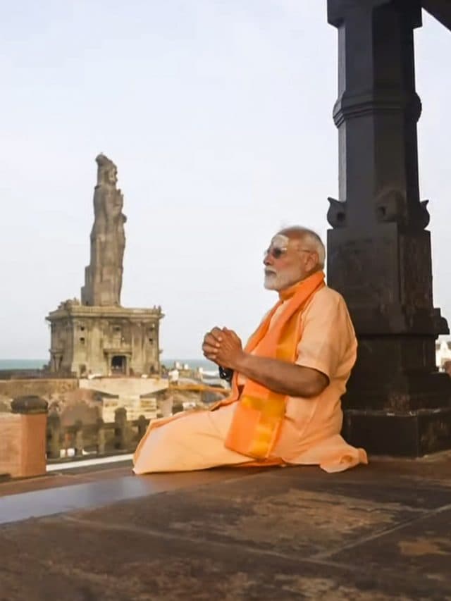 प्रधानमंत्री नरेंद्र मोदी ने कन्याकुमारी में तीसरे दिन ध्यान साधना की