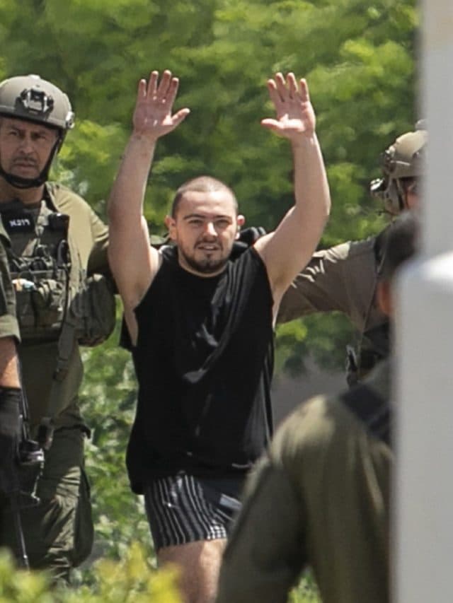 IsraelтАУHamas War: рдЗрдЬрд░рд╛рдЗрд▓ рдиреЗ рд╣рдорд╛рд╕ рдХреЗ рдЪрдВрдЧреБрд▓ рд╕реЗ рдЪрд╛рд░ рдмрдВрдзрдХреЛрдВ рдХреЛ рдЫреБрдбрд╝рд╛рдпрд╛