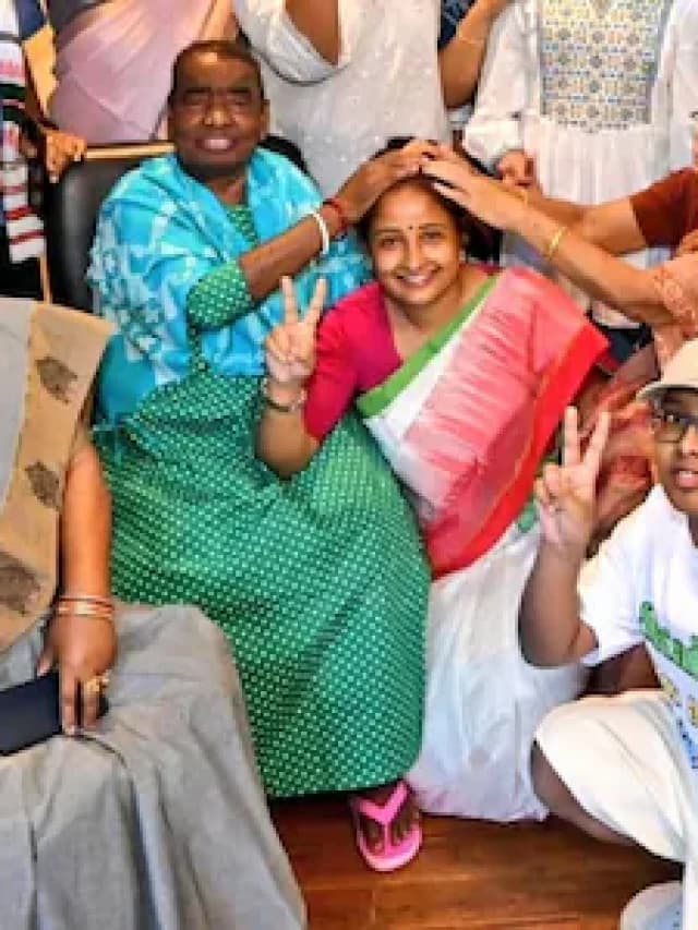 गांडेय विधानसभा उपचुनाव में कल्पना ने लहराया परचम