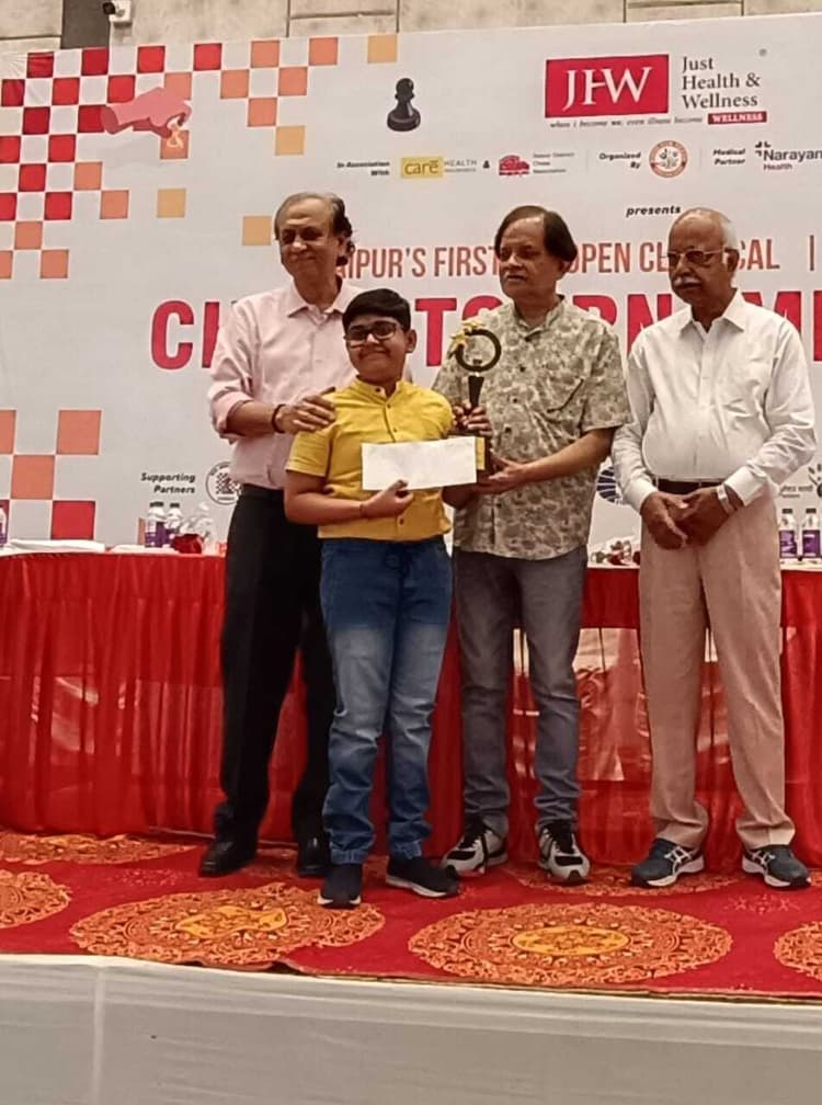 सौर्यादीप्ता सरकार को मिला पहला स्थान