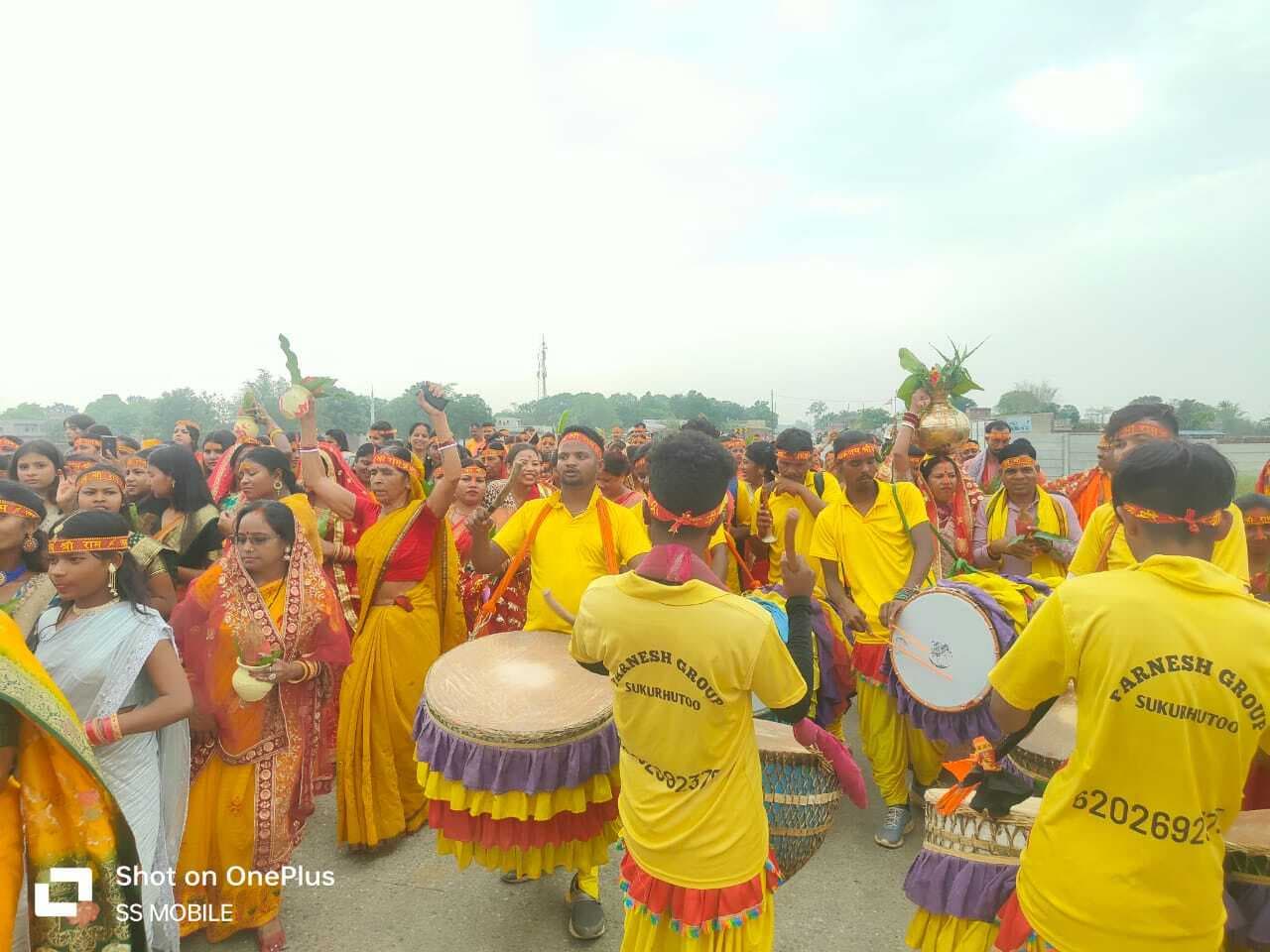 मुरगू में मंदिर की मनी वर्षगांठ, निकली भव्य कलश शोभायात्रा
