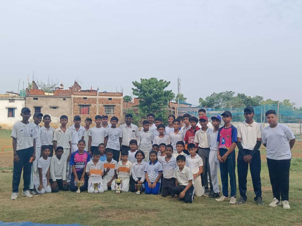 20 दिवसीय नि:शुल्क क्रिकेट समर कैंप संपन्न