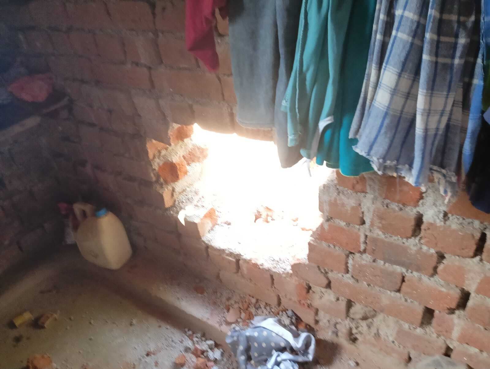 बेटी की शादी के लिए रखा था सामान, सेंधमारी कर सबकुछ ले गये चोर